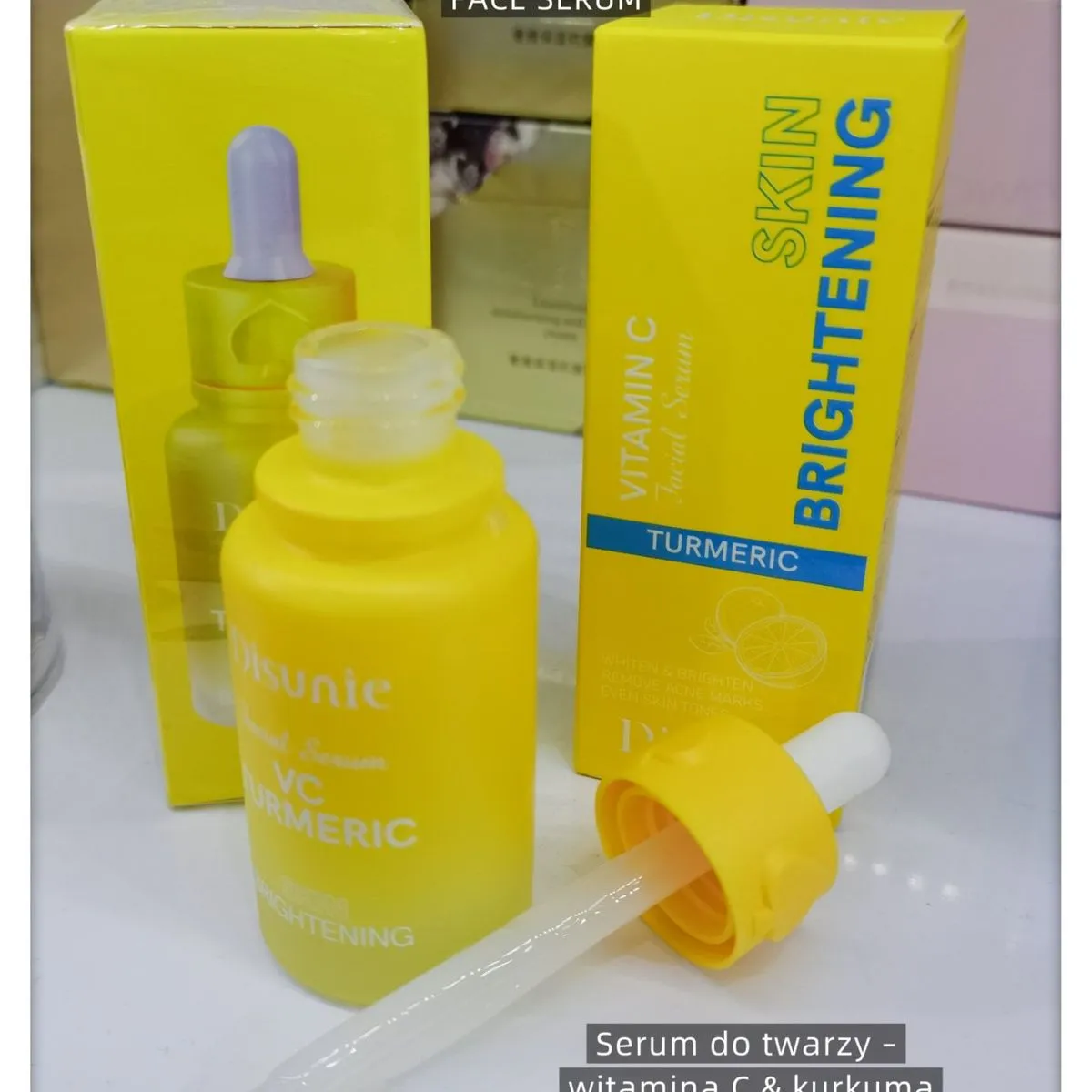 Serum do twarzy z witaminą C i kurkumą 30ml W60326-86