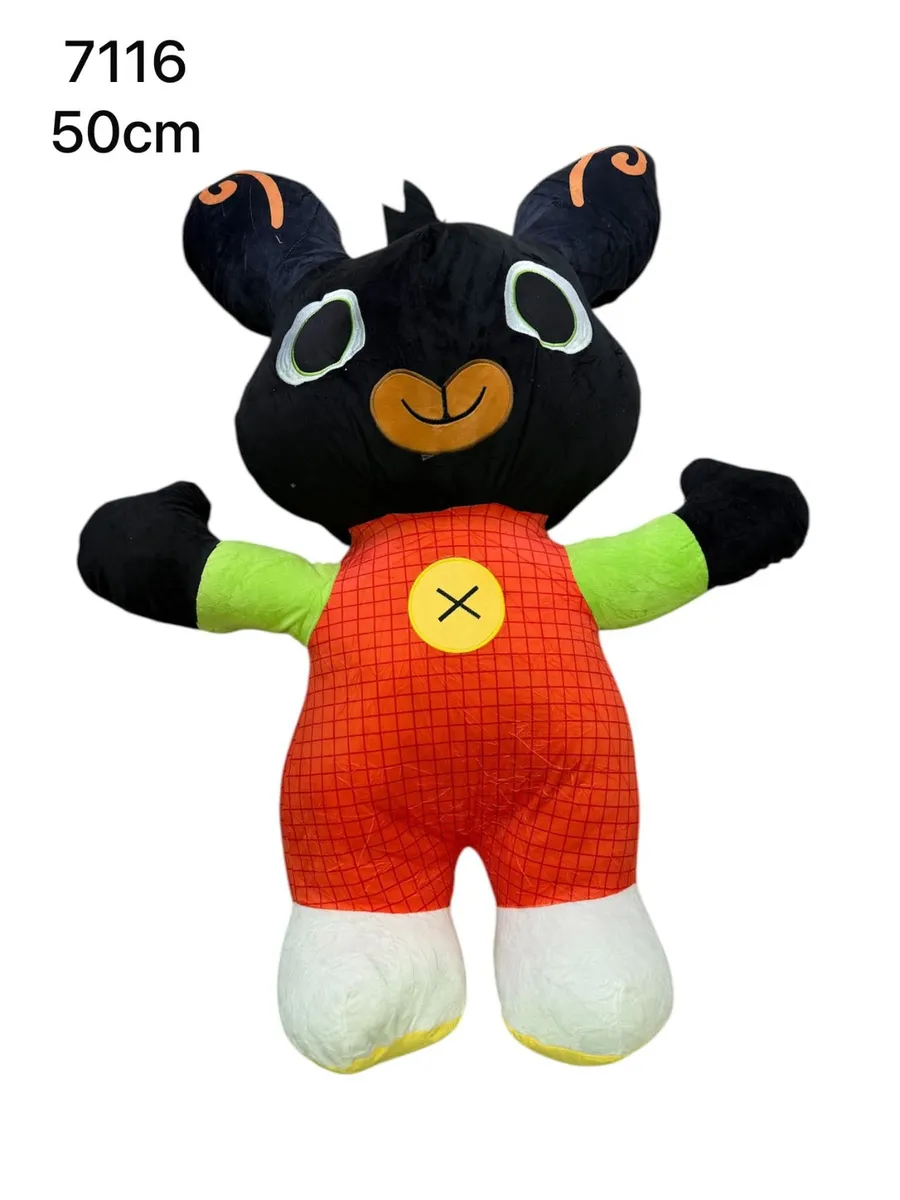 Maskotka pluszowa Peppa Pig 50cm czarna z czerwonym kombinezonem