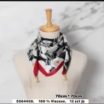 Chusta Wiskoza Kwiatowa 70x70cm Biało-Czarna