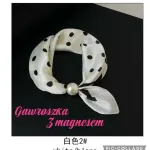 Gawroszka z magnezem biała w czarne grochy