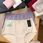 Majtki damskie DORIMODES L beżowe z koronką