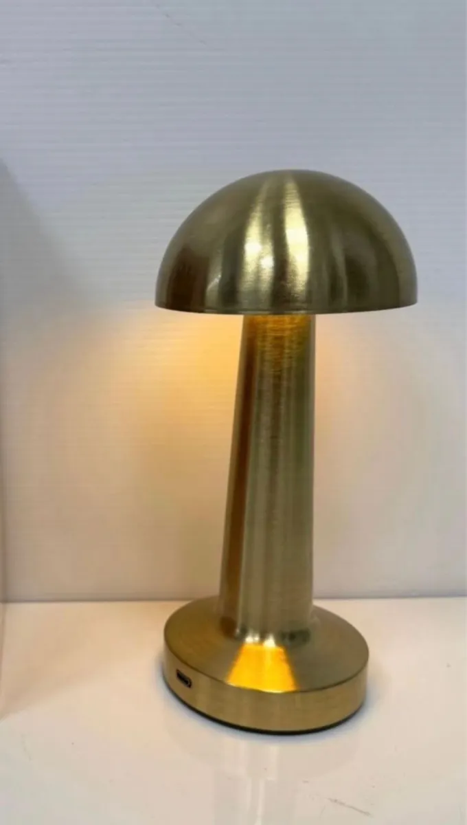 Lampa stołowa USB złota grzybkowata