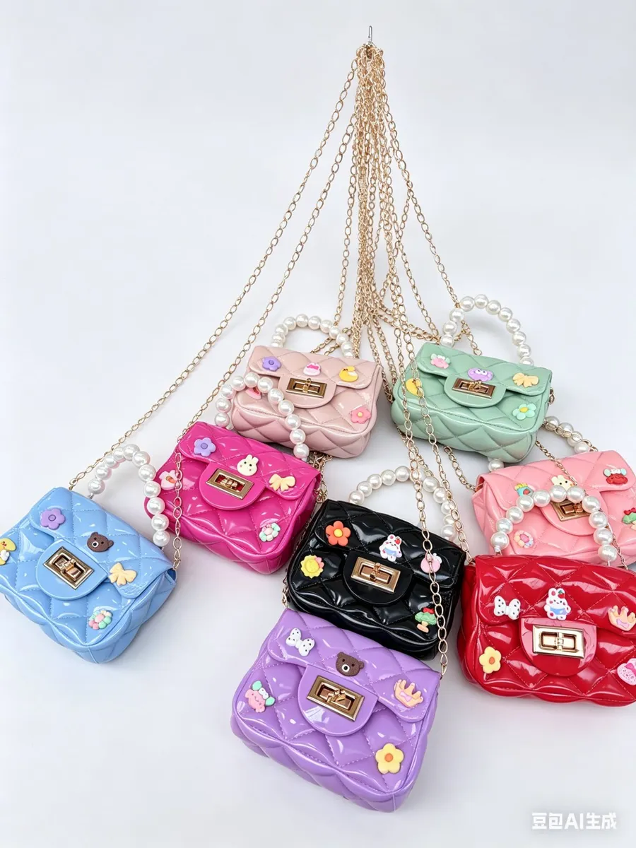 Mini torebki damskie PVC quilted z łańcuszkiem ozdobnym