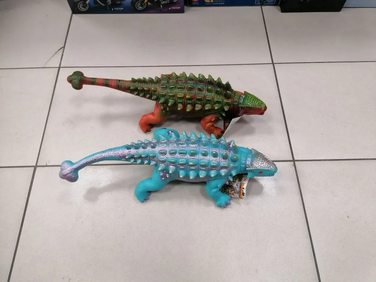 Figurka dinozaura Ankylosaurus zielono-czerwony i turkusowy