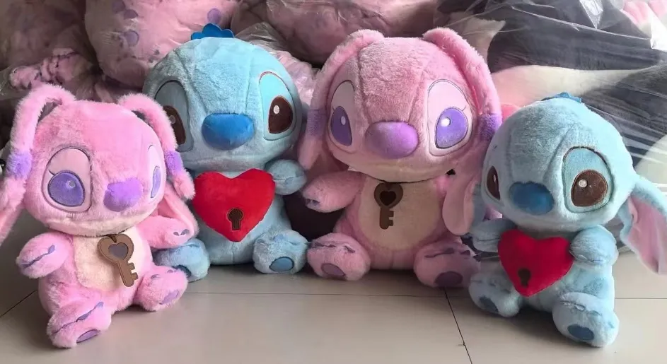 Pluszowa Stitch Lilo & Stitch 40cm z sercem