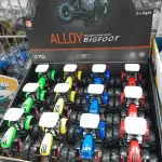 Modele Alloy Bigfoot 4x4 Drive Zestaw 12 szt 3+