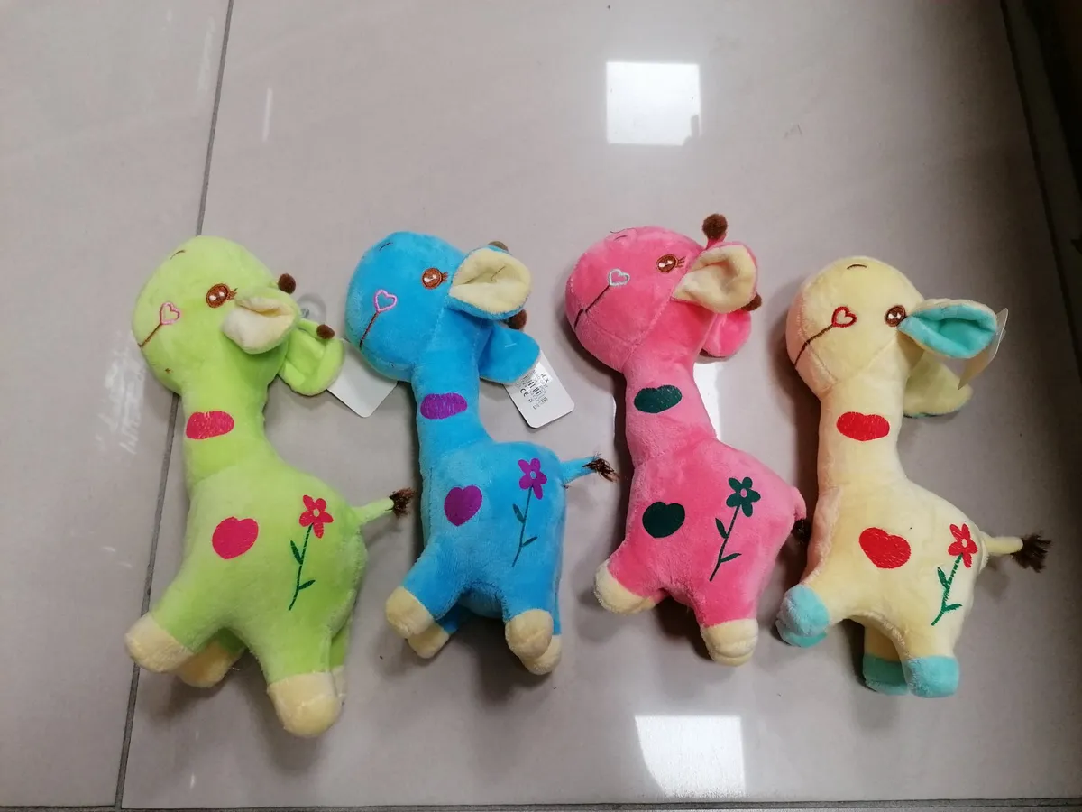 Maskotka Żyrafa Pluszowa 20cm Wielokolorowa