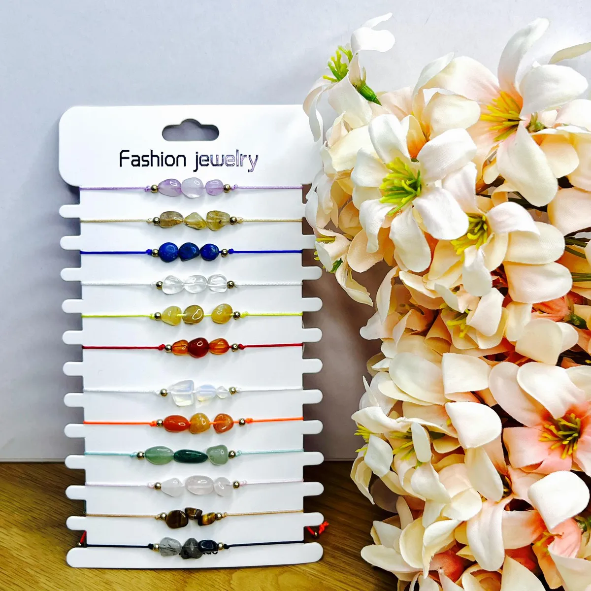 Zestaw 12 bransoletek fashion z kamieni naturalnych