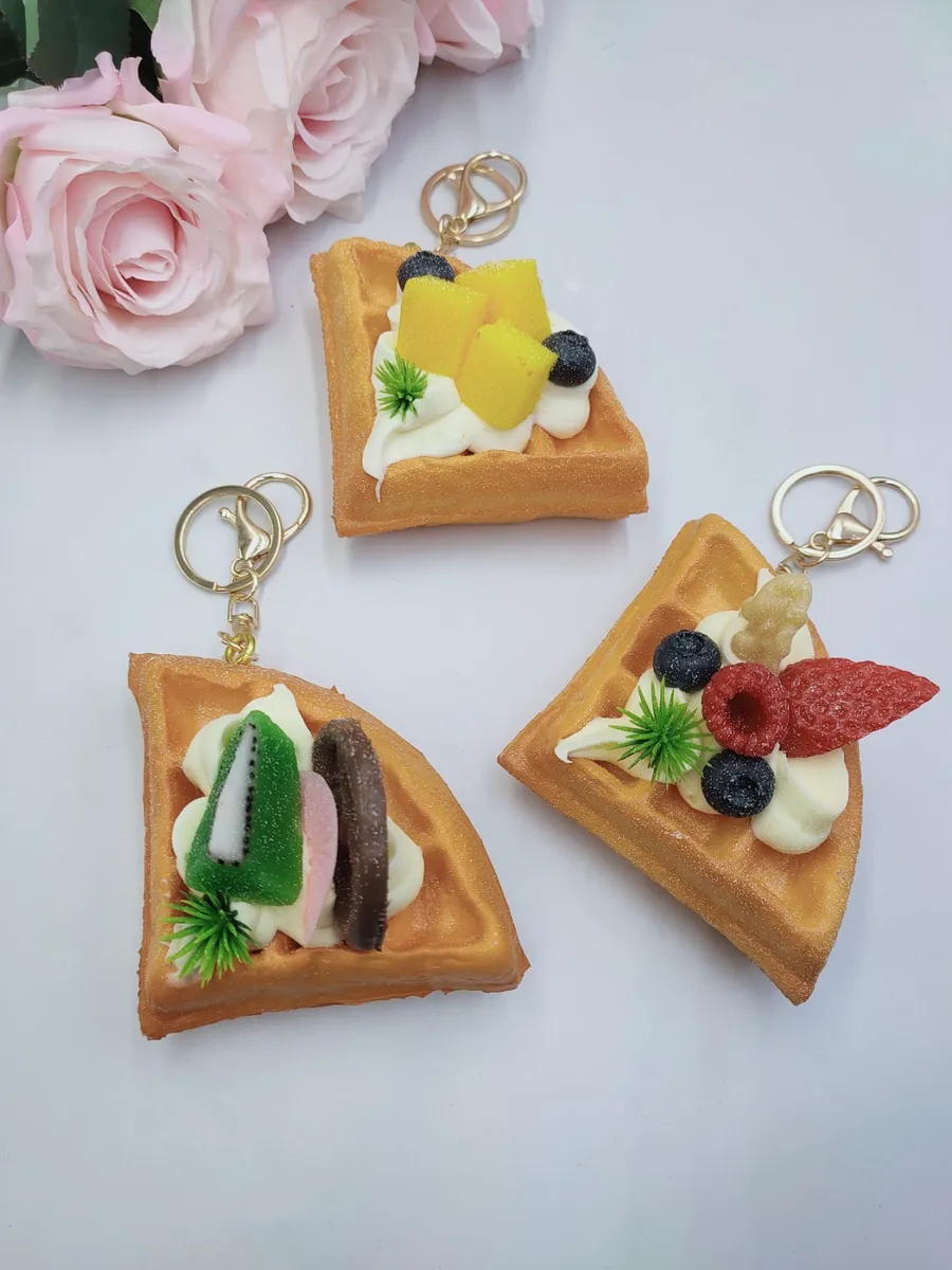 Brelok Zabawkowy Wafle z Owocami i Kremem