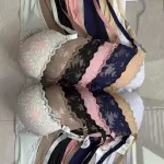 Biustonosze koronkowe damskie mix kolorów