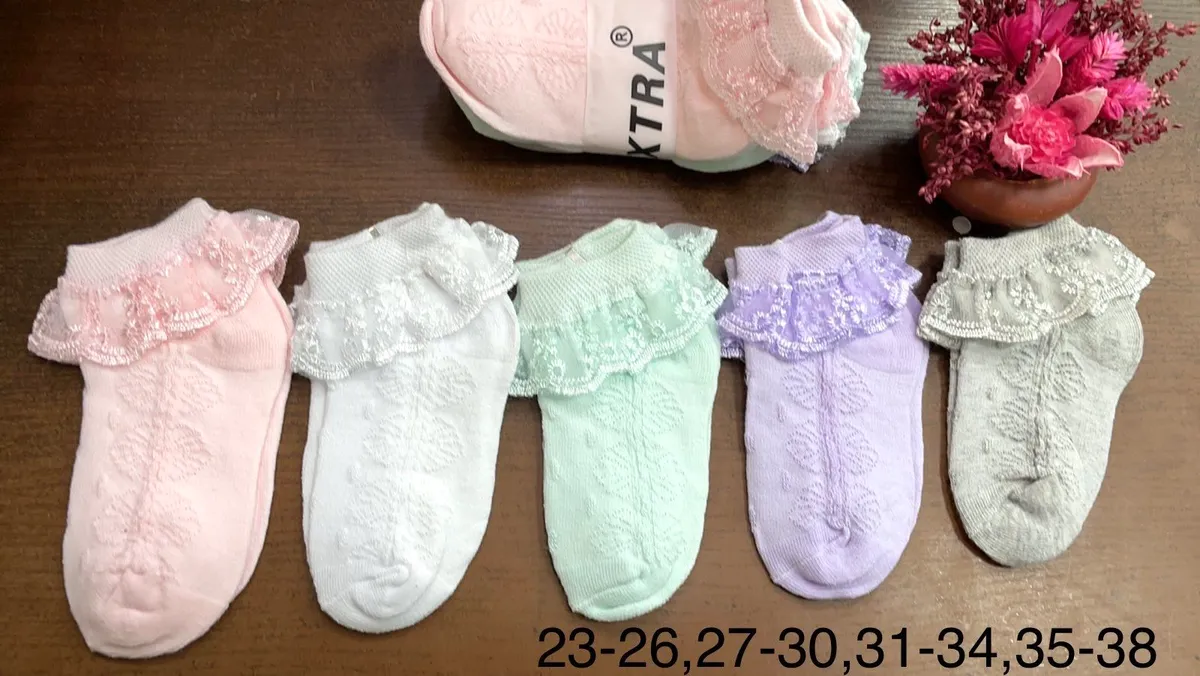Skarpetki dziewczęce XTRA z koronką 23-38 pastelowe