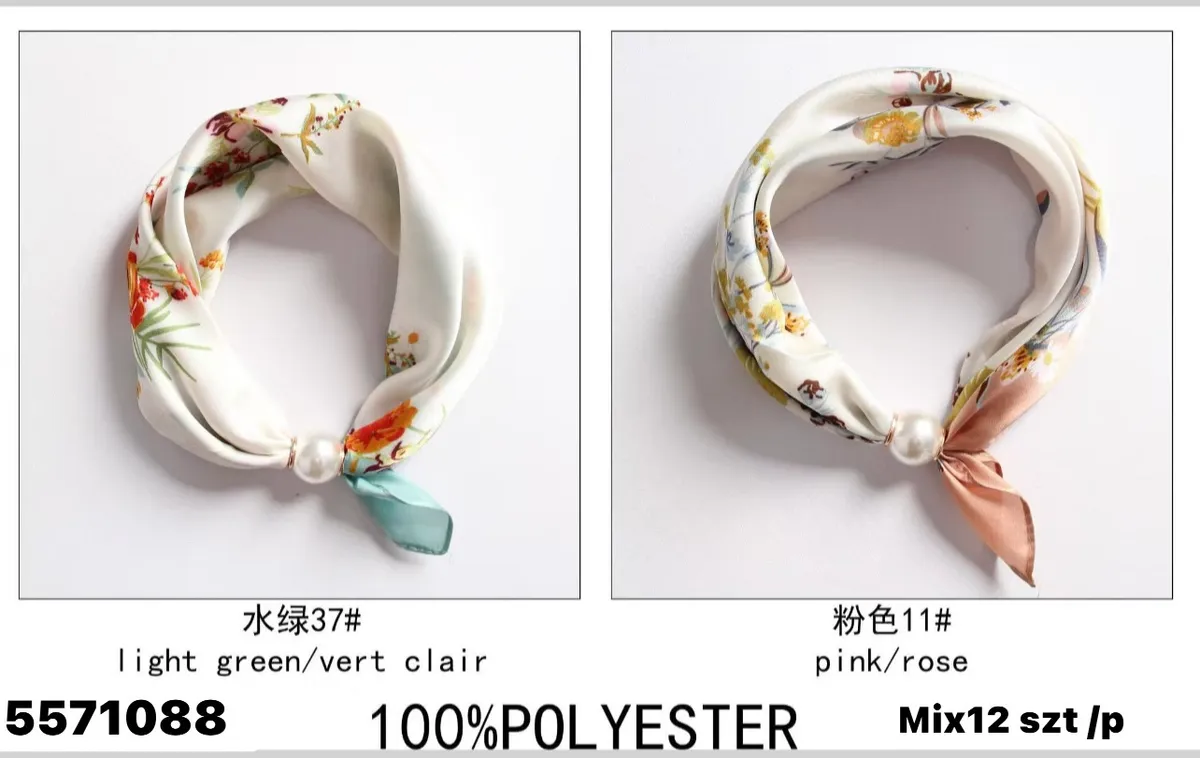 Chusta jedwabista kwiatowa light green/vert clair 100% poliester