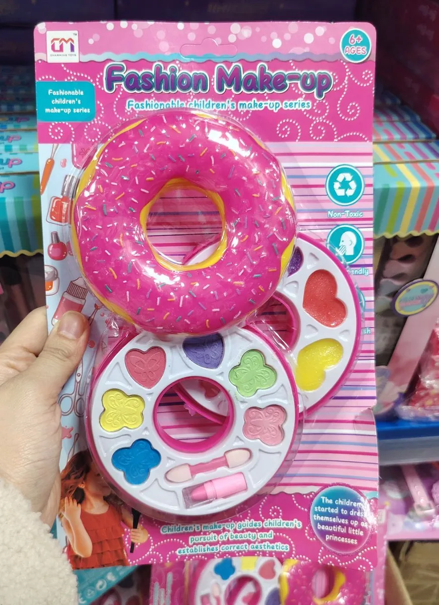 Zestaw do makijażu Fashion Make-up Donut 6+ CM Toys