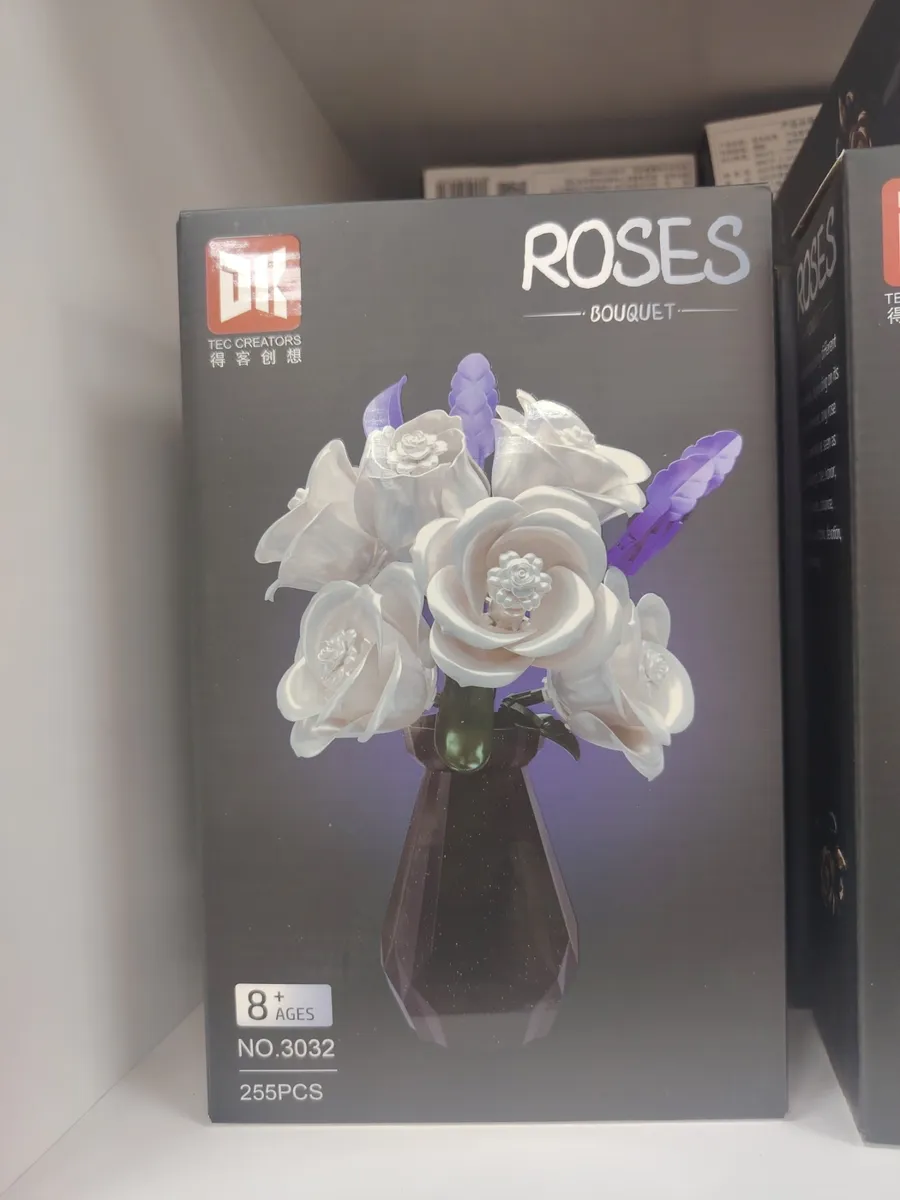 Sztuczny Bukiet Róż Roses Bouquet Biały z Fioletem 8+
