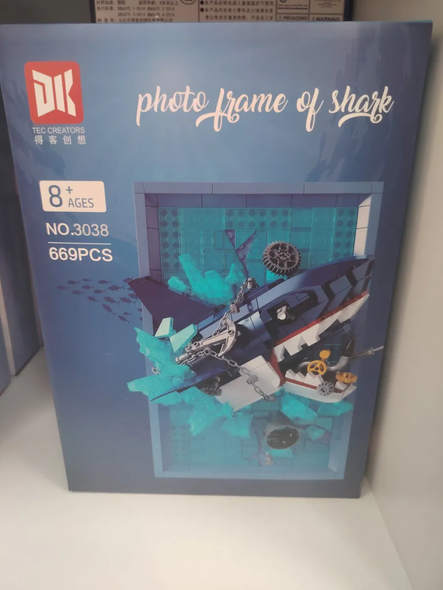Zestaw klocków DJK Photo Frame of Shark 669PCS