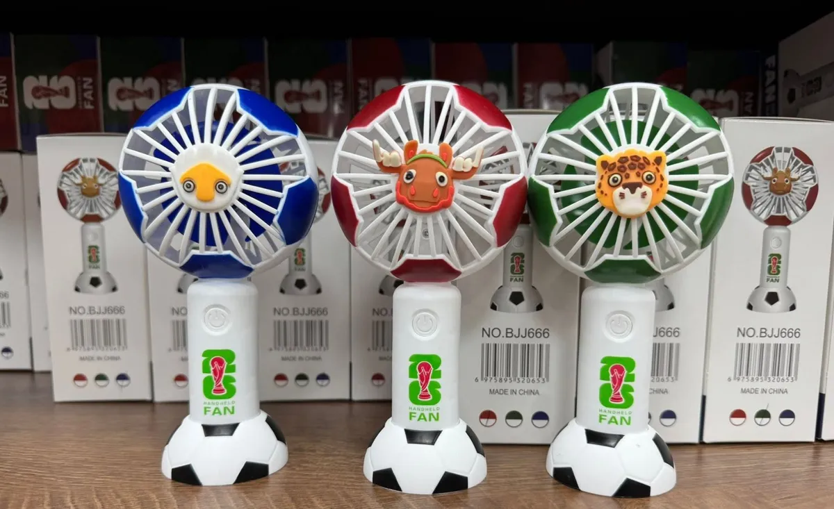 Mini wentylator ręczny piłka nożna z motywami zwierząt