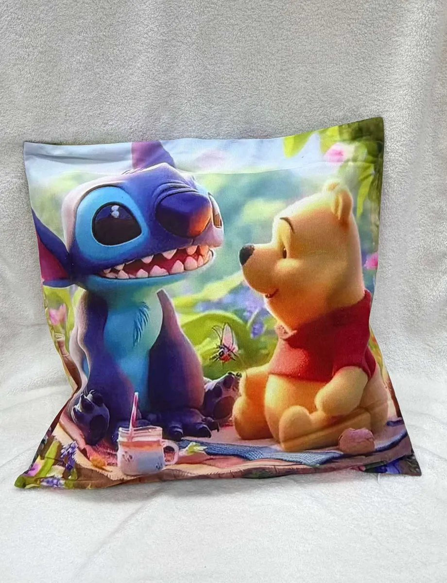 Poszewka 45x45cm Stitch i Kubuś Puchatek