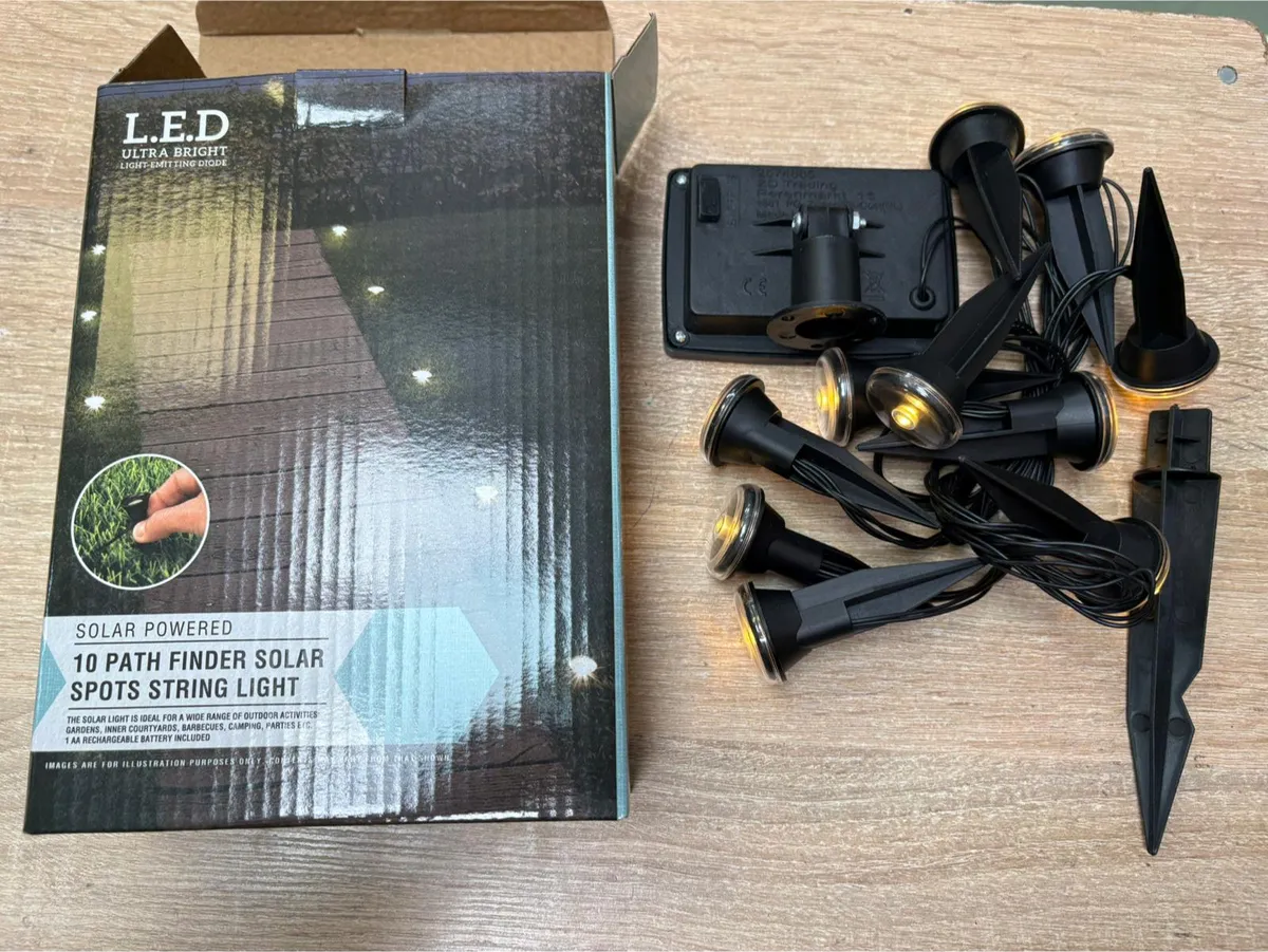 Lampki solarne LED 10 szt czarny zestaw ścieżkowy