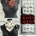 Chusta Kwadratowa z Wzorami Logo 70% Bawełna 30% Wiskoza