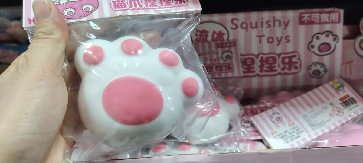 Gniotek Łapa Kota Biały Różowe Poduszki Squishy