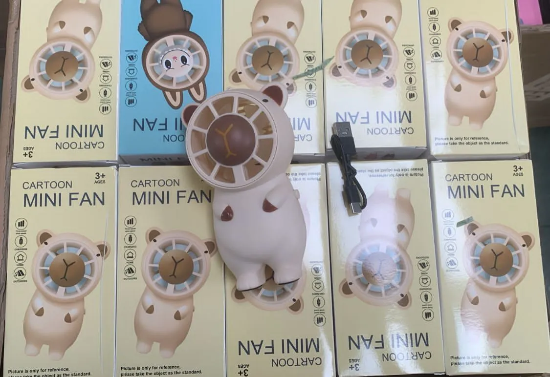 Przenośny Mini Wiatrak Cartoon USB dla Dzieci