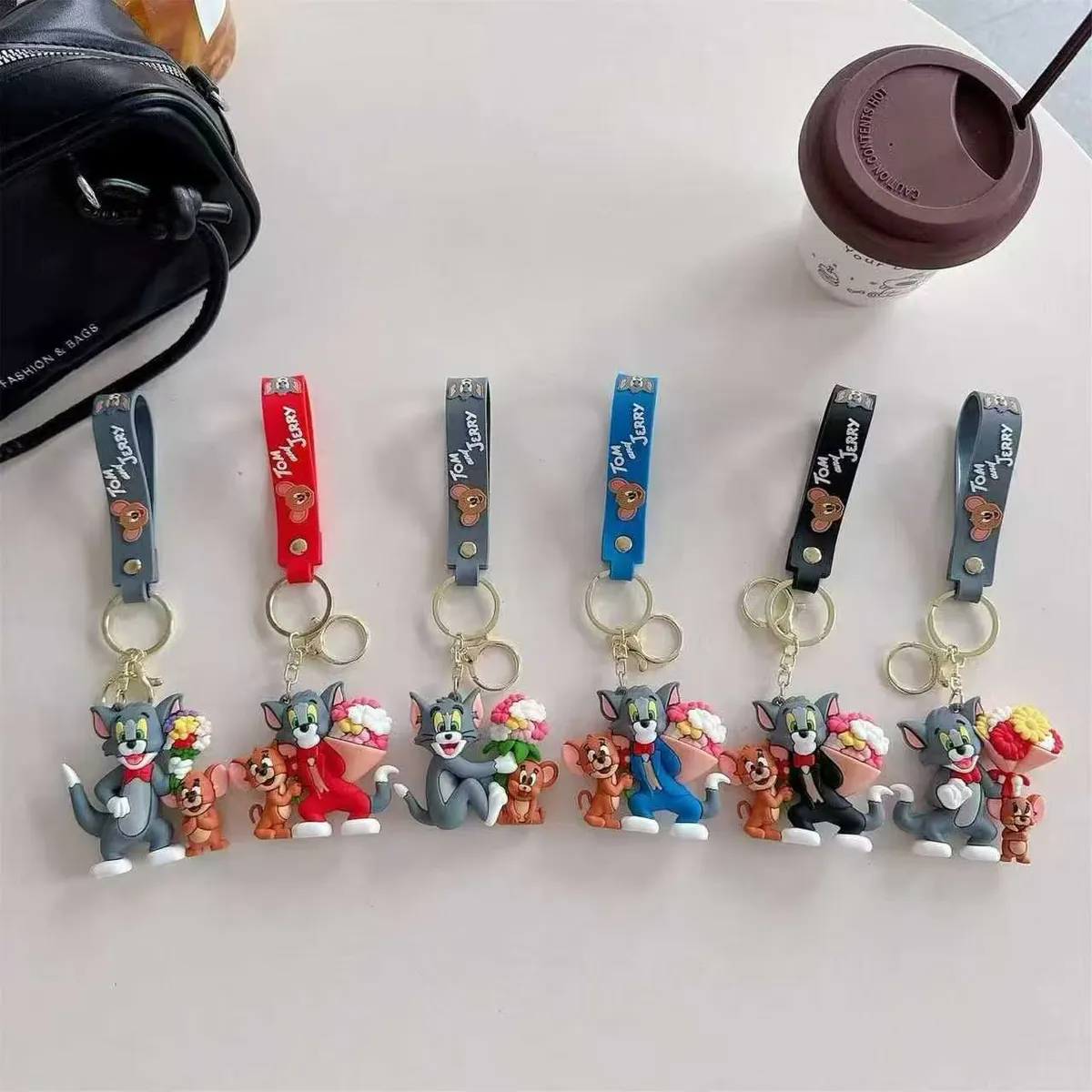 Brelok Gumowy Tom i Jerry z Paskiem Różne Kolory