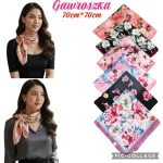 Elegancka Gawroszka Damska Satynowa 70x70cm w Kwiatowe Wzory