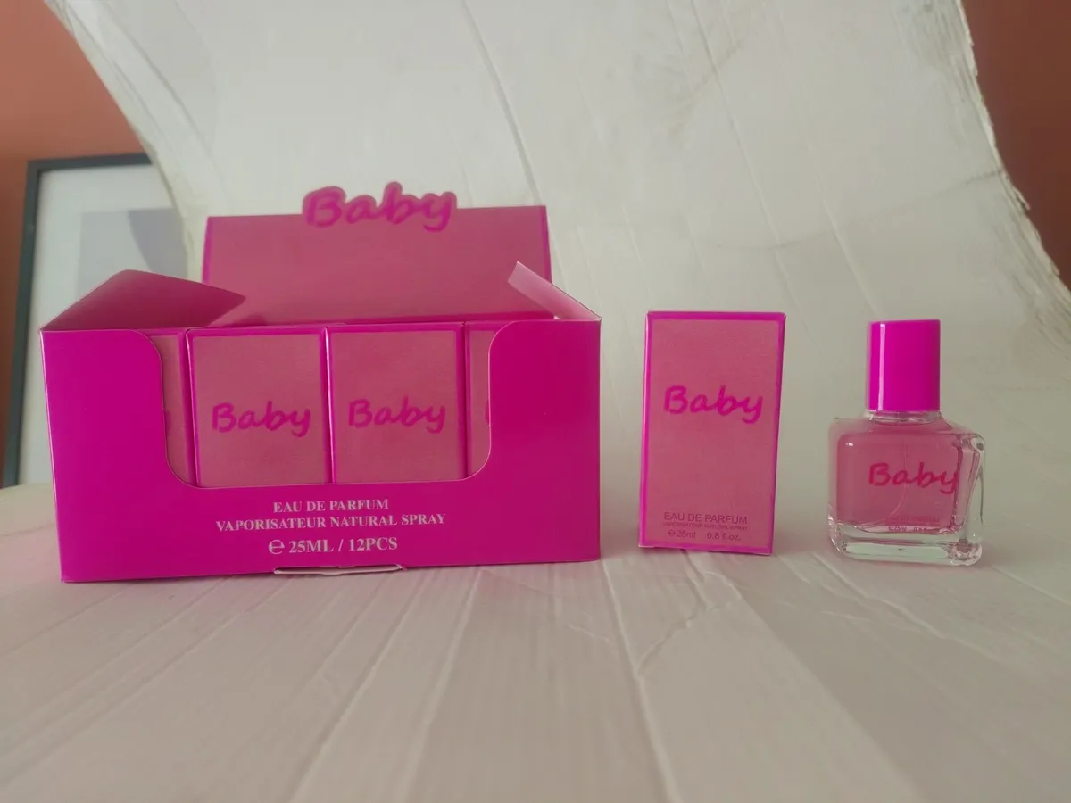 Woda perfumowana Baby 25ml różowa w zestawie ekspozycyjnym