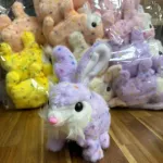 Maskotka Królik Fioletowy na Baterie 15cm