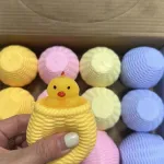 Kaczuszka w Koszyczku Antystresowa Żółta 8cm
