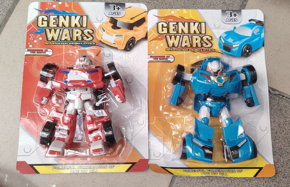 Transformujący Robot Genki Wars Czerwony 3+