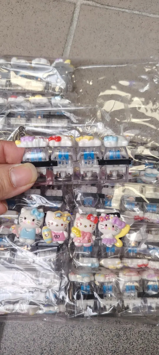 Hello Kitty Keycaps Kitty & Chmurki do Klawiatury Mechanicznej
