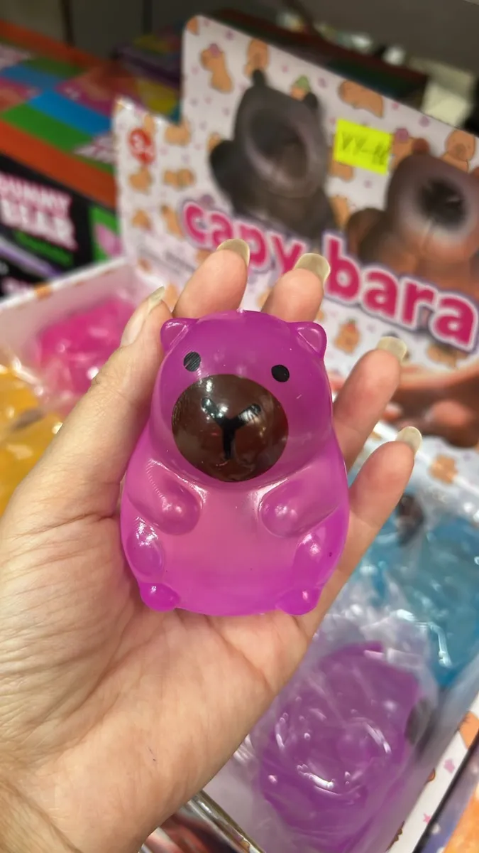 Capybara Fioletowa Gumowa Zabawka Antystresowa