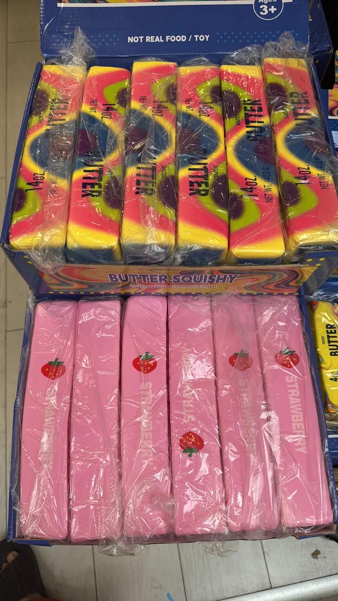 Butter Squishy 14oz Truskawkowy i Tęczowy