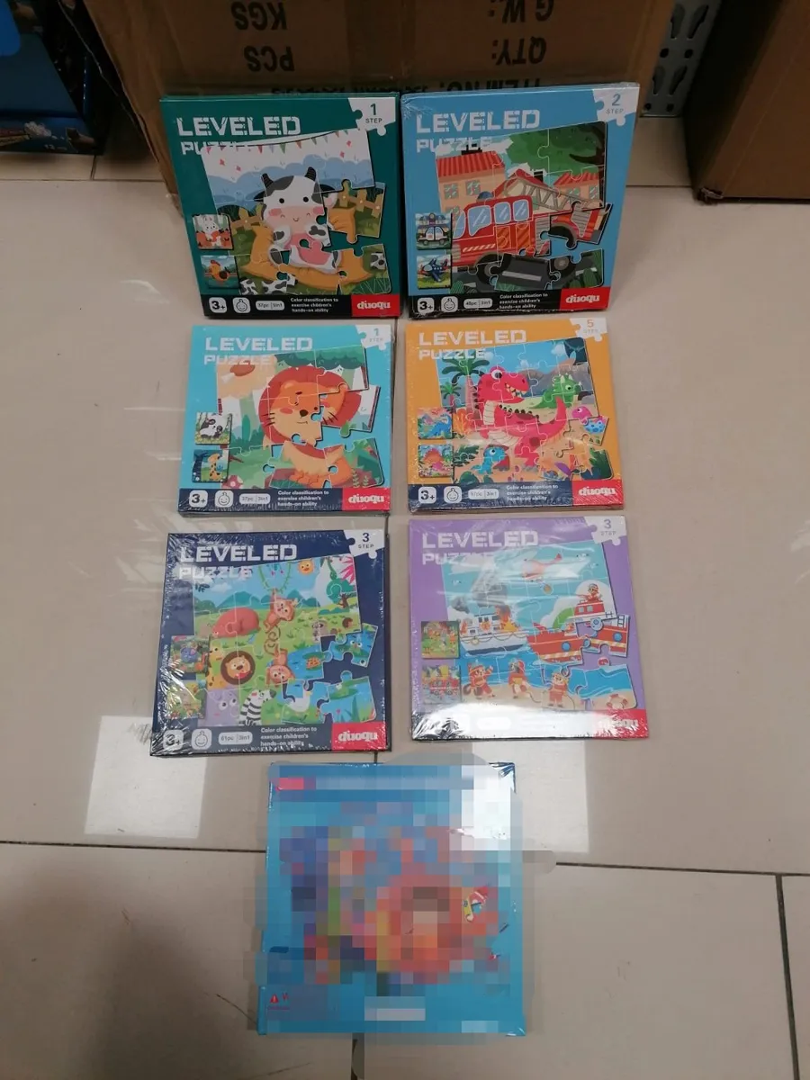 Puzzle Leveled zestaw edukacyjny dla dzieci 3+ z motywami zwierząt i pojazdów