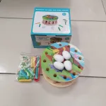 Drewniana gra edukacyjna Dinozaury z jajkami i robakami