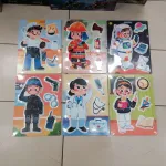 Zestaw drewnianych puzzli edukacyjnych z zawodami kolorowy