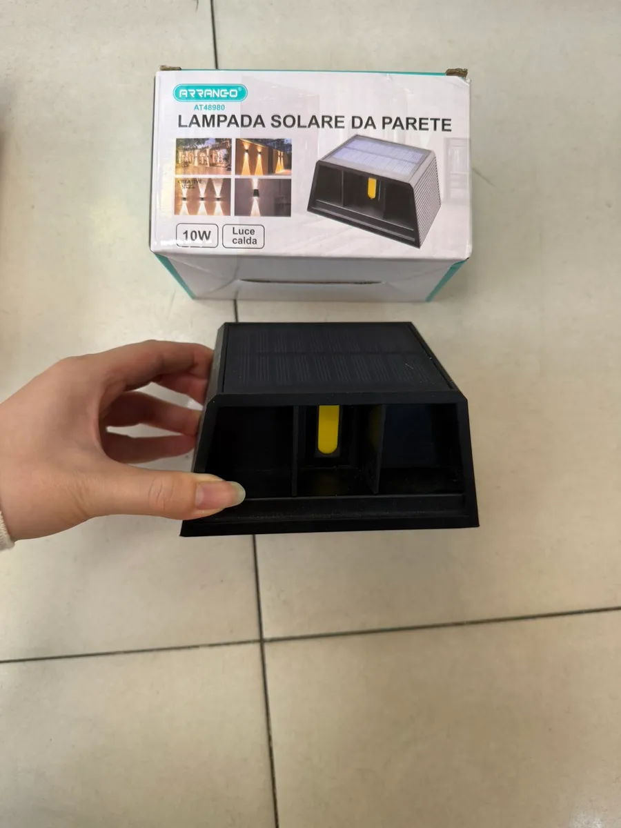 Lampada Solare Da Parete czarna lampa solarna 10W z ciepłym światłem W