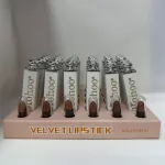Velvet Lipstick matowa pomadka do ust w odcieniach nude