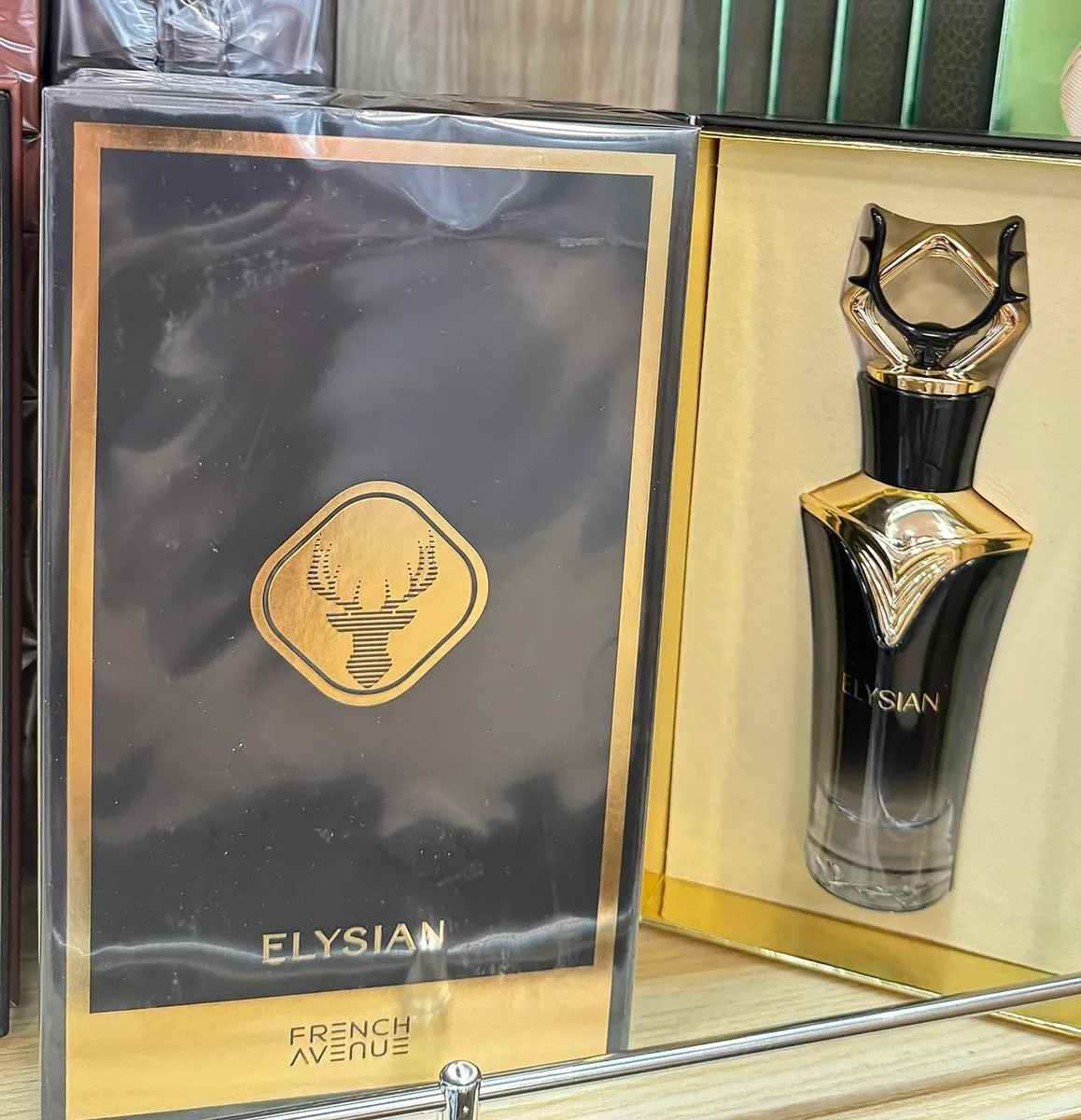 Arabskie perfumy Elysian 100 ml czarno-złote