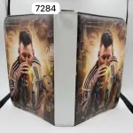 Album na karty z grafiką piłkarską i białym paskiem