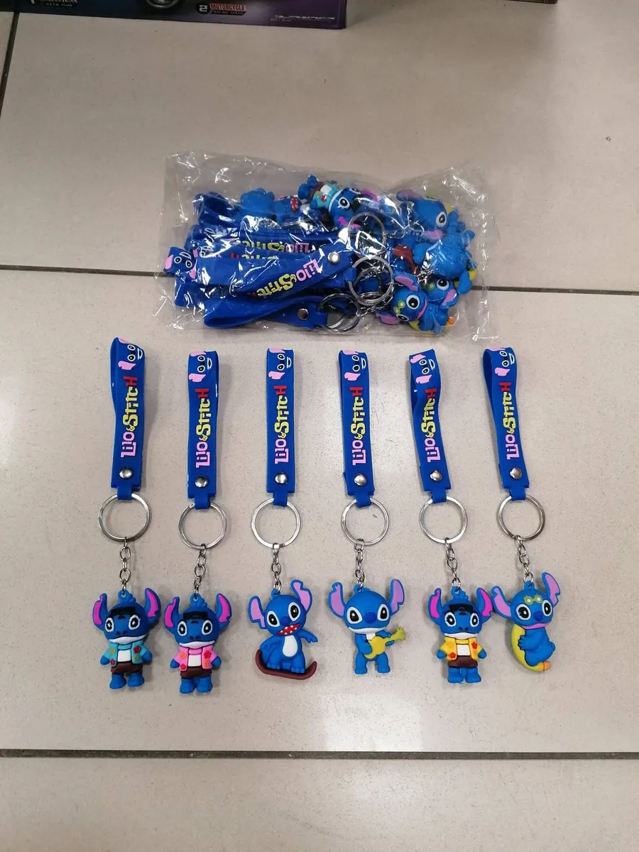 Brelok Lilo & Stitch niebieski z gumową figurką i paskiem