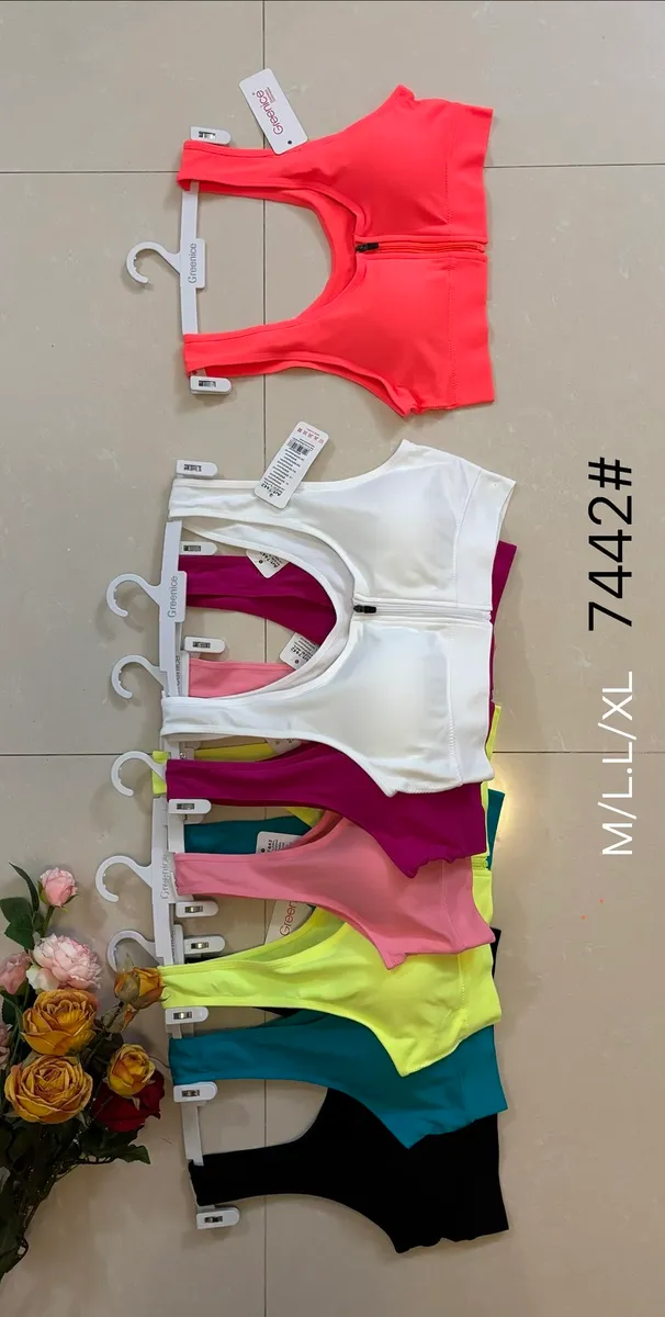 Top sportowy damski z zamkiem w różnych kolorach M/L/XL