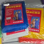 Płaszcz przeciwdeszczowy uniwersalny poncho kolorowy dla dorosłych