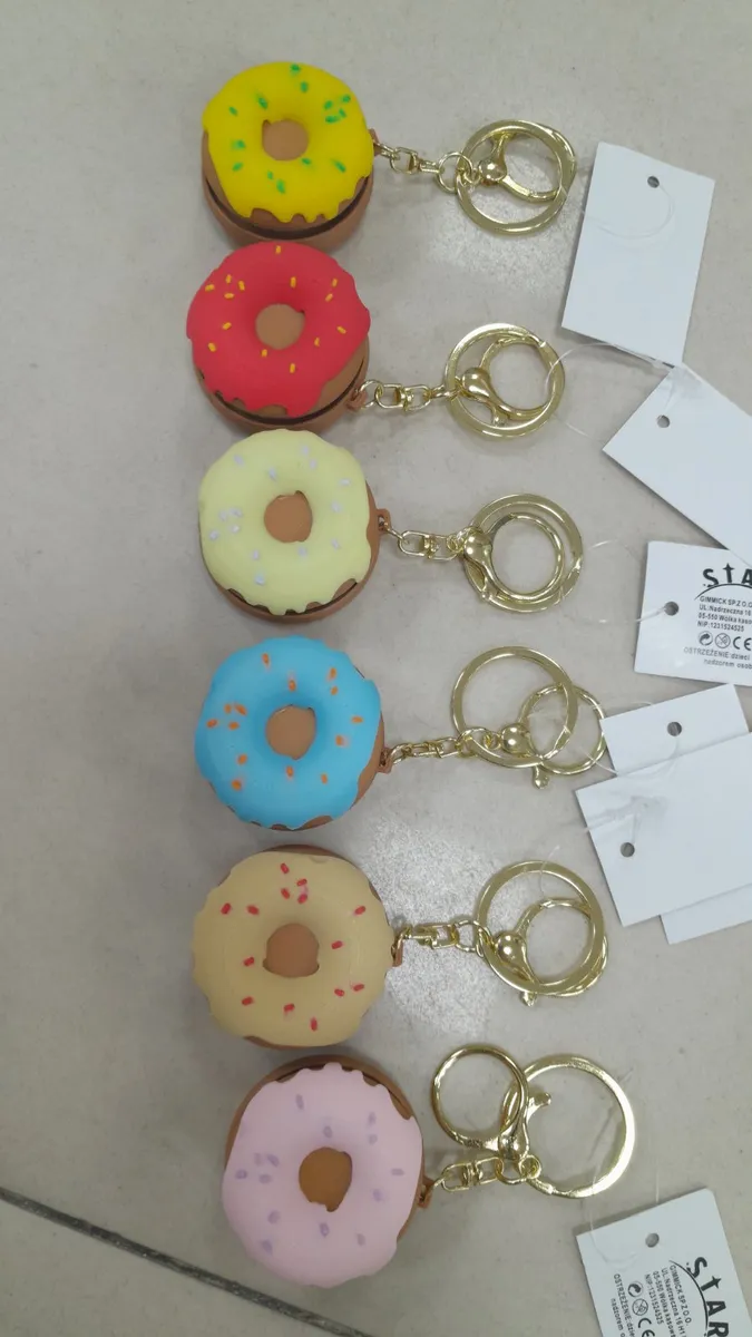 Brelok do kluczy Donut z kolorową posypką mix kolorów