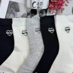 Skarpetki dziecięce bawełniane mix kolorów z haftem serca