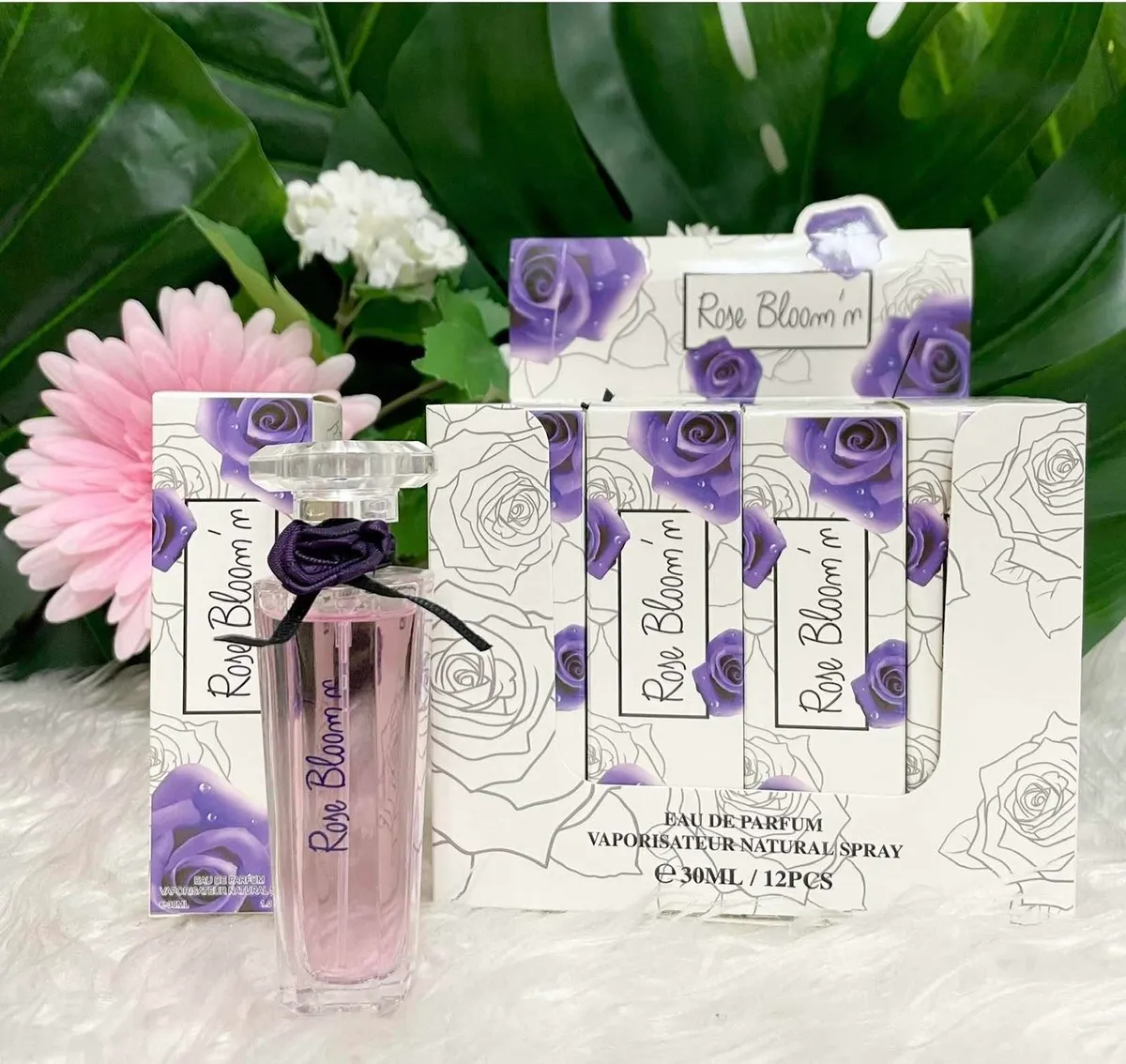 Perfumy Rose Bloom’m 30 ml z fioletowym motywem róż