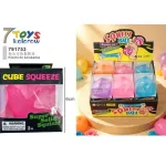 Klocki do ściskania Cube Squeeze różowe 6 cm