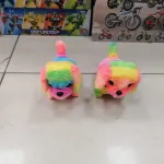 Maskotka na baterie tęczowy piesek pluszowy kolorowy