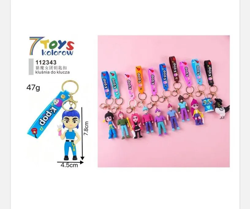 Brelok K-pop z kolorową zawieszką 7 Toys 7 wzorów